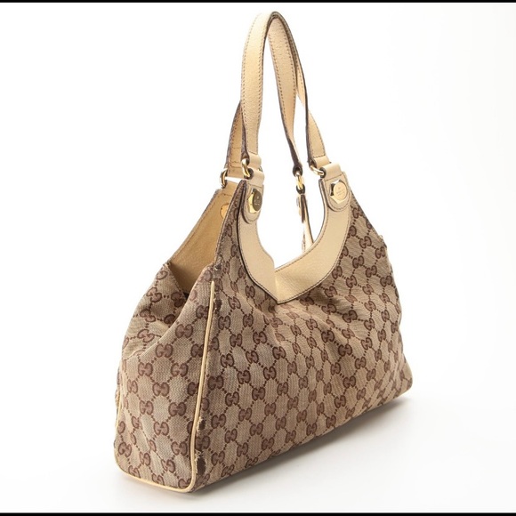 Authentic Gucci Charmy Bag - Picture 2 of 10